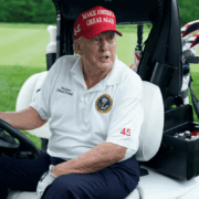 Trump endurece postura hacia Irán