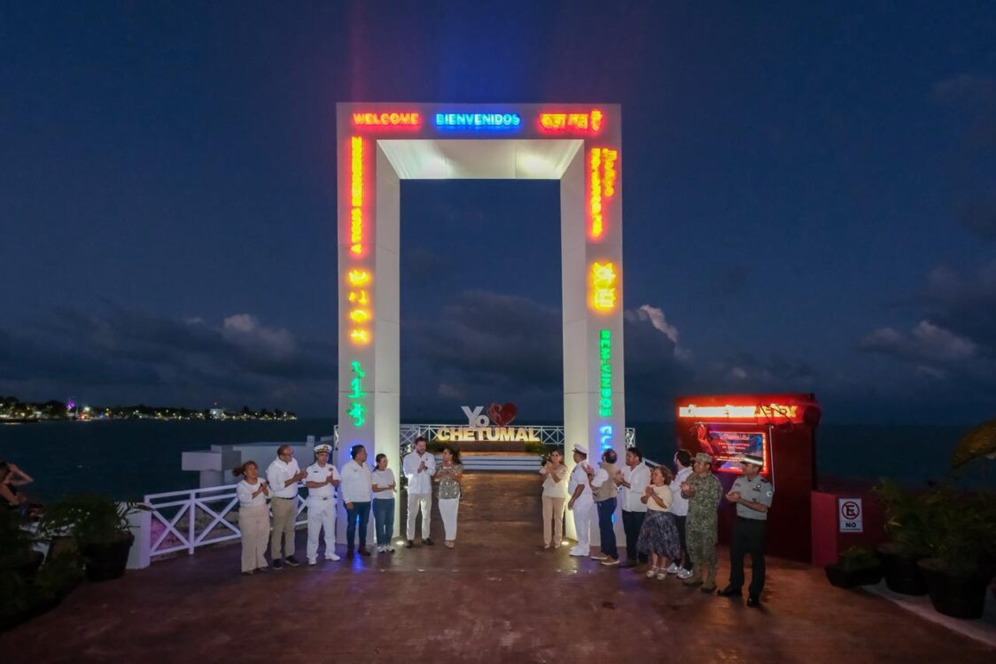 Inaugura Mara Lezama el Portal Marítimo de Chetumal