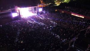 El Centro de Espectáculos Montejo en Xmatkuil será escenario de una gran noche musical con el 90’s Pop Tour para celebrar a las mamás yucatecas.