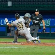 Olmecas asegura la serie ante Leones en dramático juego