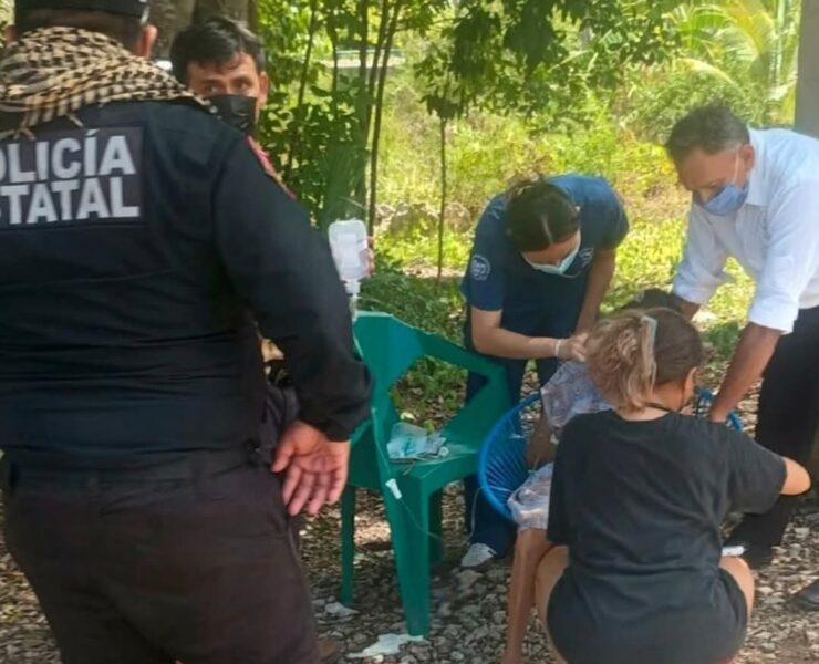 Mujer invidente sobrevivió días junto a su esposo fallecido