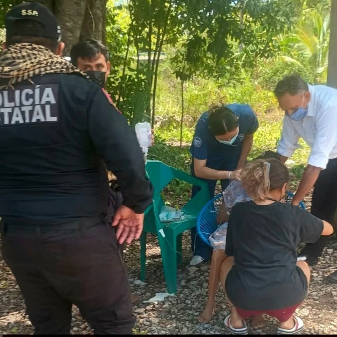 Mujer invidente sobrevivió días junto a su esposo fallecido