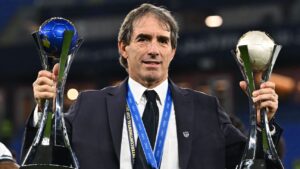 Guillermo Almada surge como uno de los principales candidatos para tomar las riendas del América, en busca de mantener el protagonismo que exige la afición azulcrema.