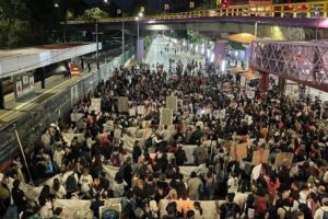 Mientras miles de aficionados se alistan para asistir al partido inaugural del 11 de junio, distintos sectores sociales preparan movilizaciones para convertir la inauguración del torneo en un escaparate de sus exigencias