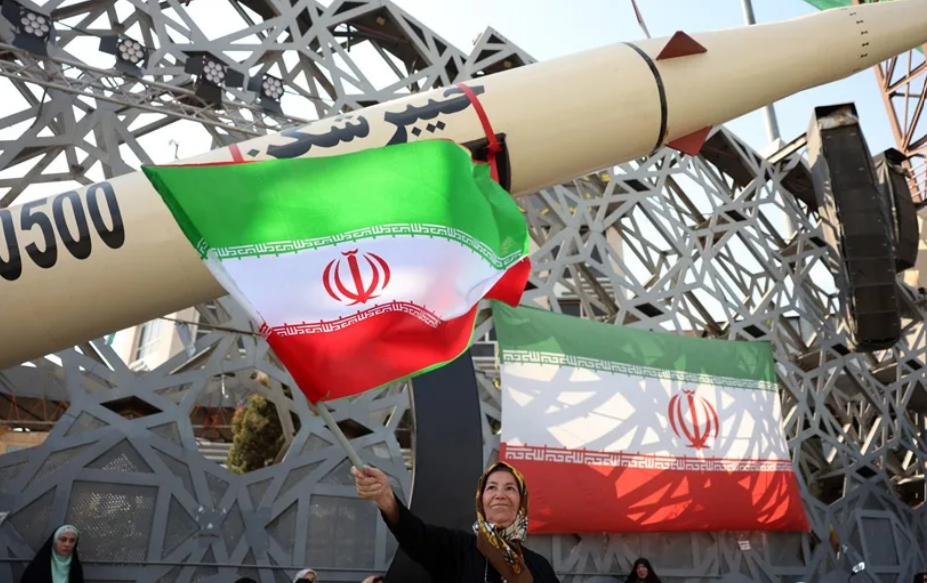 Irán responde con ataques a bases estadounidenses