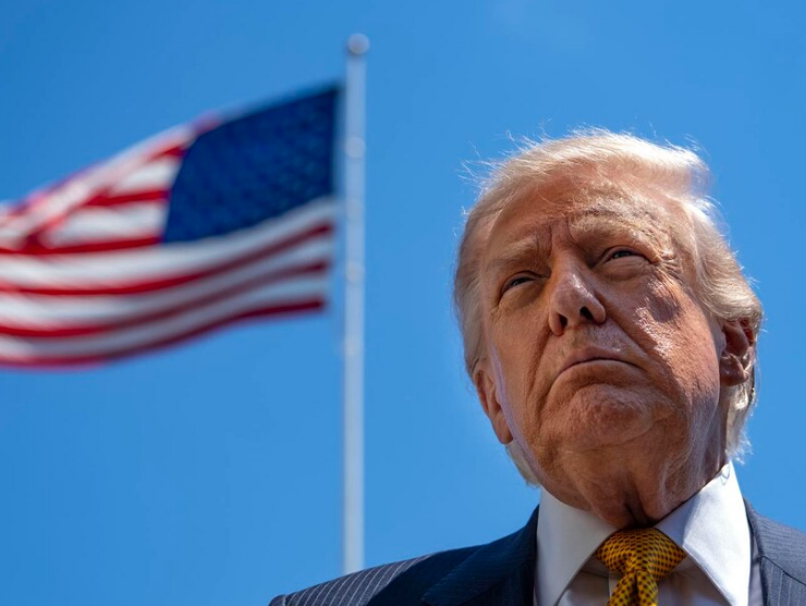 Trump vuelve a afectar a los migrantes, está vez mediante los bancos