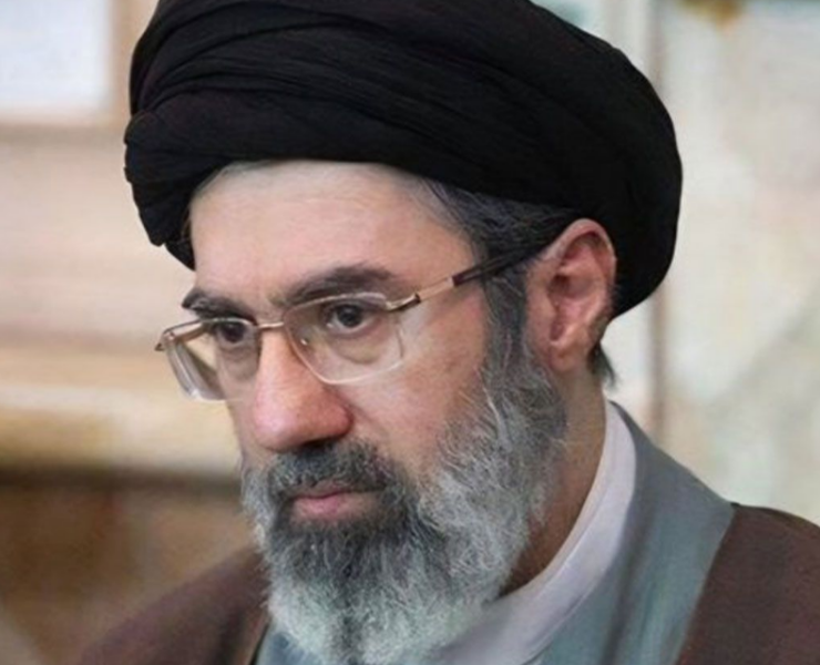 Líder de Irán autorizó conversaciones con EEUU
