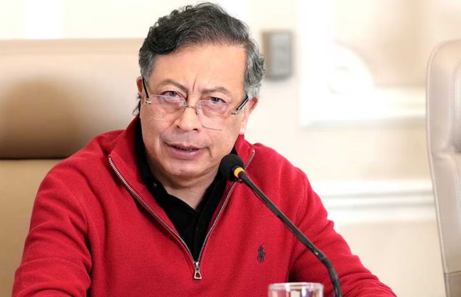 Petro criticó al proceso electoral en Colombia y genera polémica nacional