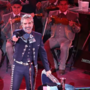 Artistas invitados al concierto de Alejandro Fernández