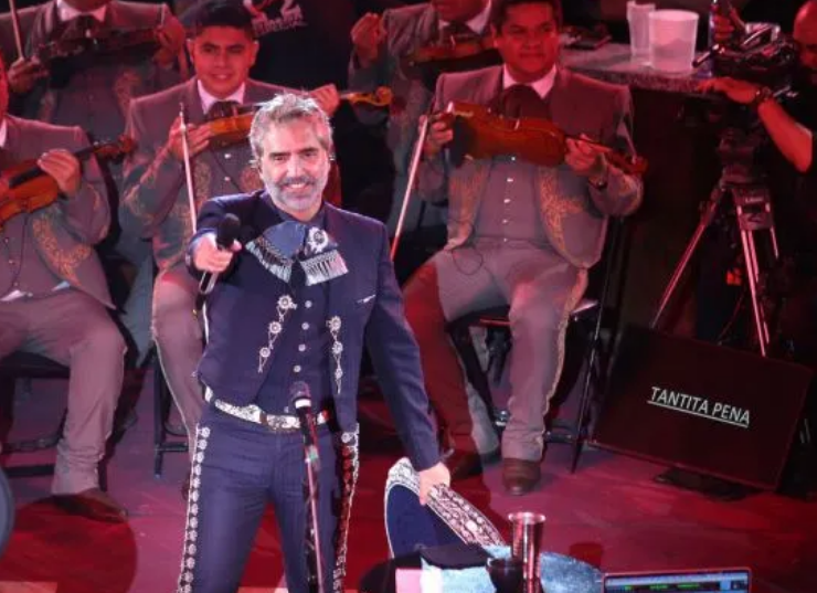 Artistas invitados al concierto de Alejandro Fernández