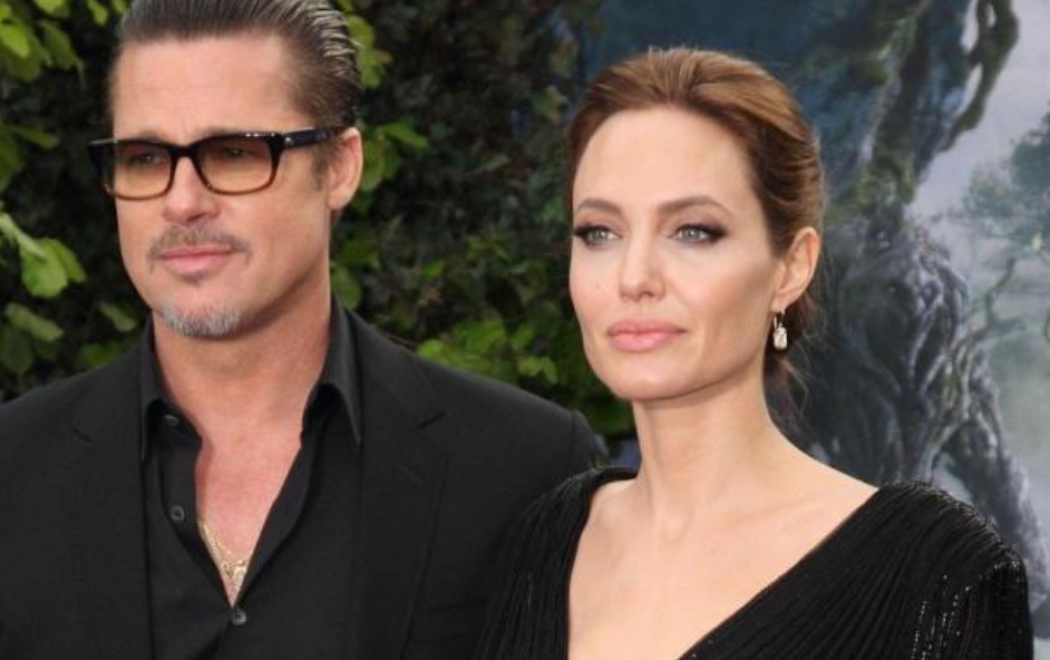 La postura de Angelina Jolie