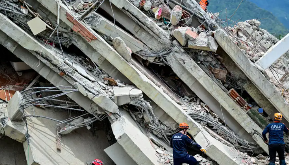 Aumentan las cifras de fallecidos en Venezuela tras sismos