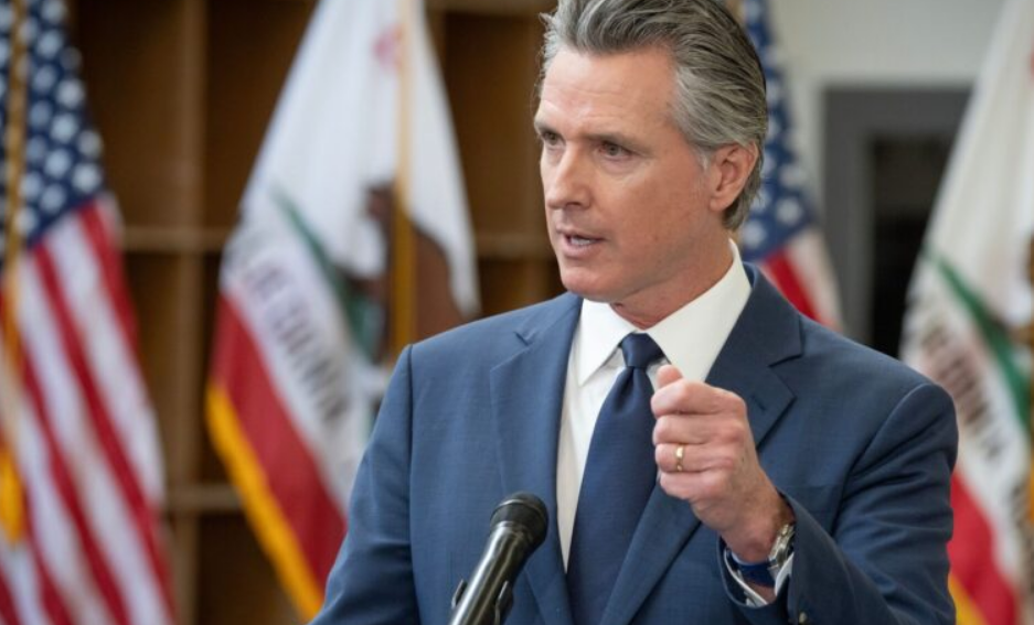 Críticas a los impuestos sobre la gasolina en California