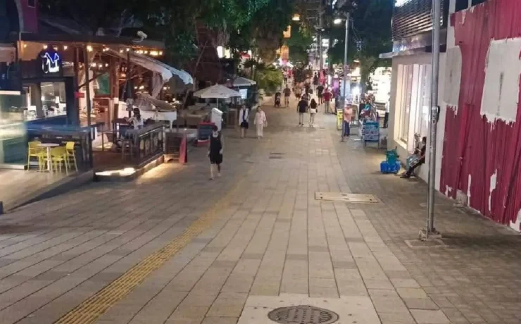Crisis turística ya alcanzó a Playa del Carmen La Quinta Avenida muestra una realidad preocupante
