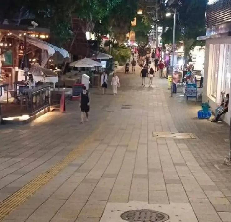 Crisis turística ya alcanzó a Playa del Carmen La Quinta Avenida muestra una realidad preocupante