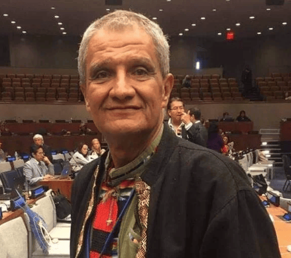De líder indígena a preso político