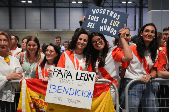 Papa León XIV agradece a los voluntarios que hicieron posible su visita a Madrid