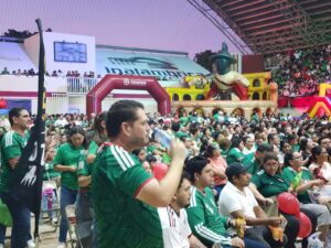 12 mil personas vibraron con el triunfo de México durante una jornada histórica