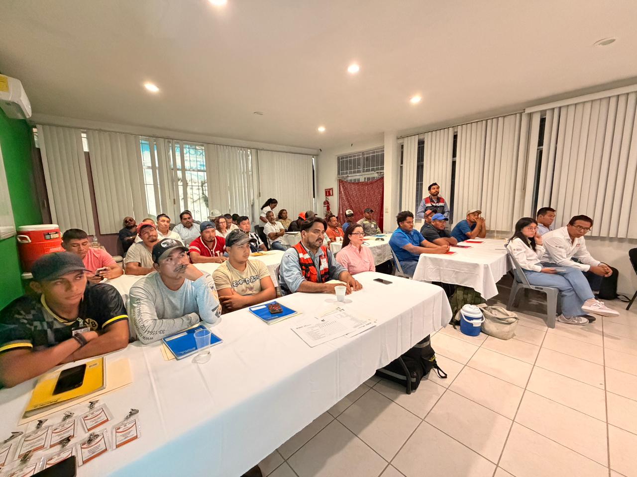 Inicia capacitación de molderos