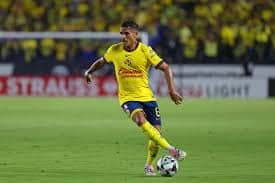 Tras conquistar múltiples títulos con las Águilas, Jonathan Dos Santos se despide de Coapa y deja un legado de liderazgo, experiencia y compromiso dentro del terreno de juego.
