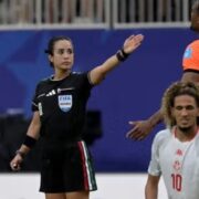 Katia Itzel García hizo historia al debutar como árbitra central en el partido Túnez vs Países Bajos
