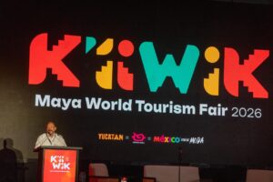 Darío Flota Ocampo destacó que la Feria Turística del Mundo Maya fortalece la identidad regional y promueve un modelo de desarrollo turístico sustentable para las comunidades mayas.