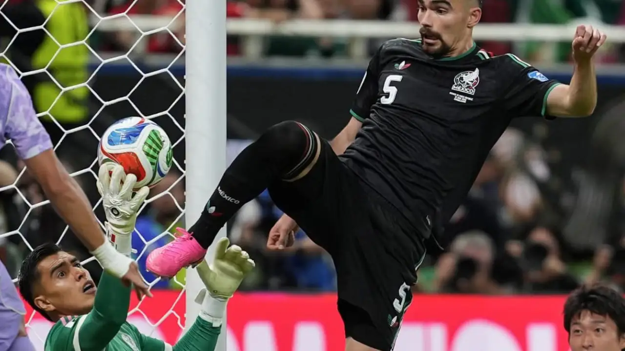 La Selección Mexicana se quedó con el liderato y aseguró su clasificación