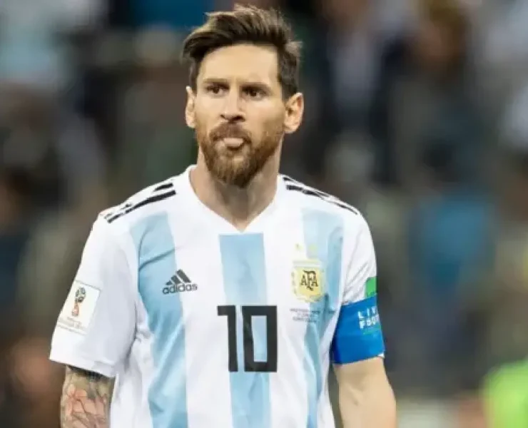 Messi sigue aumentando su legado rompe todos los récords