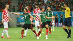 En Brasil 2014, México firmó una histórica victoria de 3-1 sobre Croacia en la fase de grupos, resultado que aseguró el pase del Tricolor a los octavos de final y desató la euforia de la afición mexicana.
