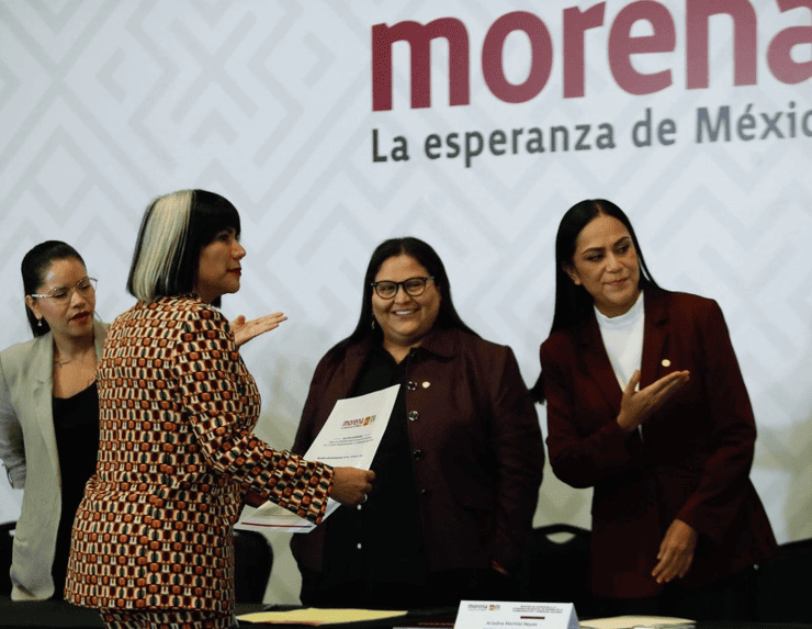 Morena inicia registros rumbo a gubernaturas
