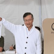 Petro rechaza resultados preliminares de la elección presidencial en Colombia