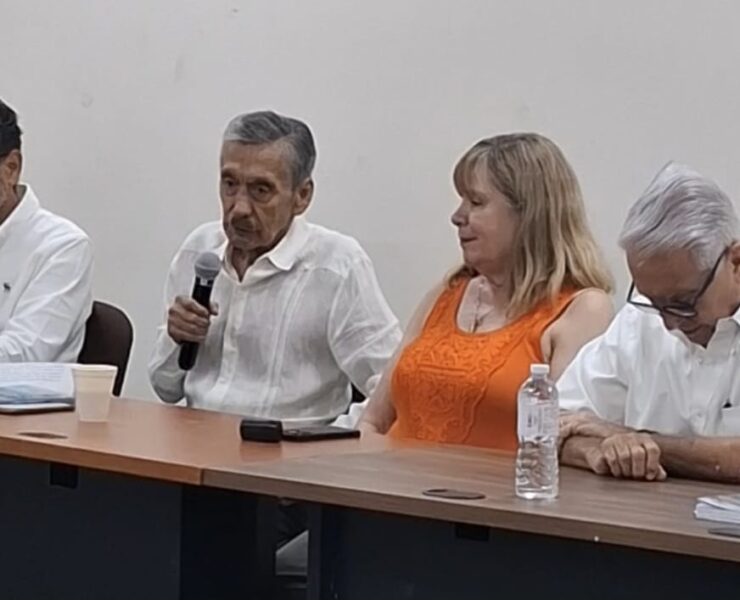 Presentan el libro Compendio Histórico