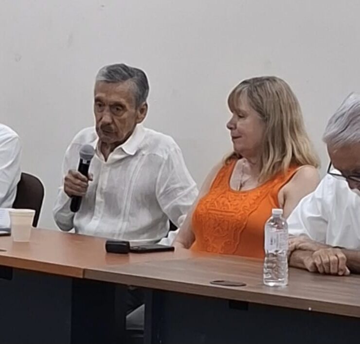 Presentan el libro Compendio Histórico