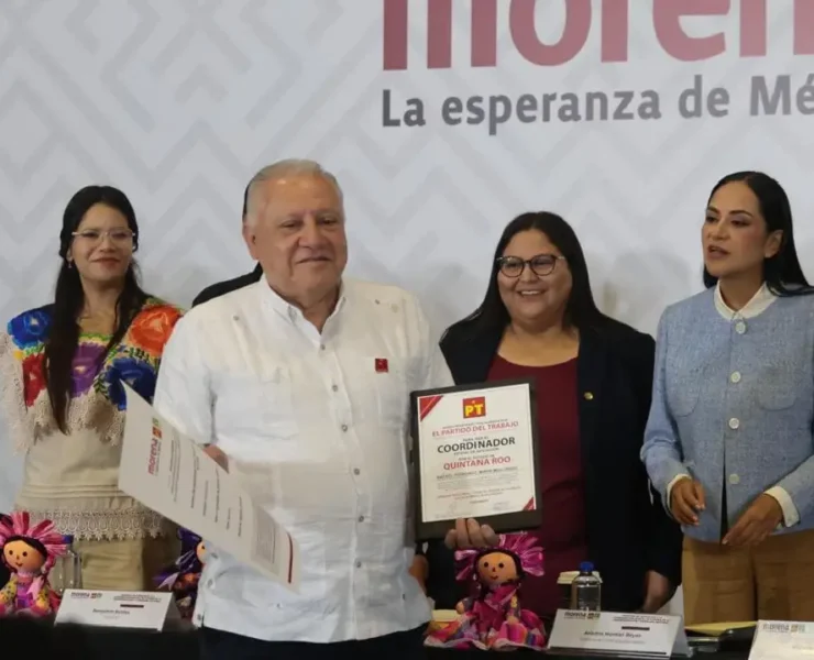 Rafa Marín formalizó su registro con respaldo político de alto nivel