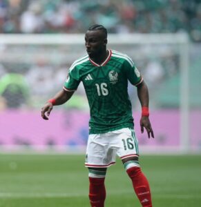 Julián Quiñones abrió el camino de la victoria con una gran jugada individual y una definición impecable que hizo estallar de emoción a la afición mexicana en el debut mundialista.