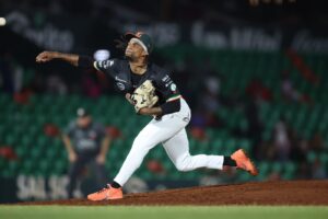 Tigres golpea primero, pero Leones responde con contundente blanqueada