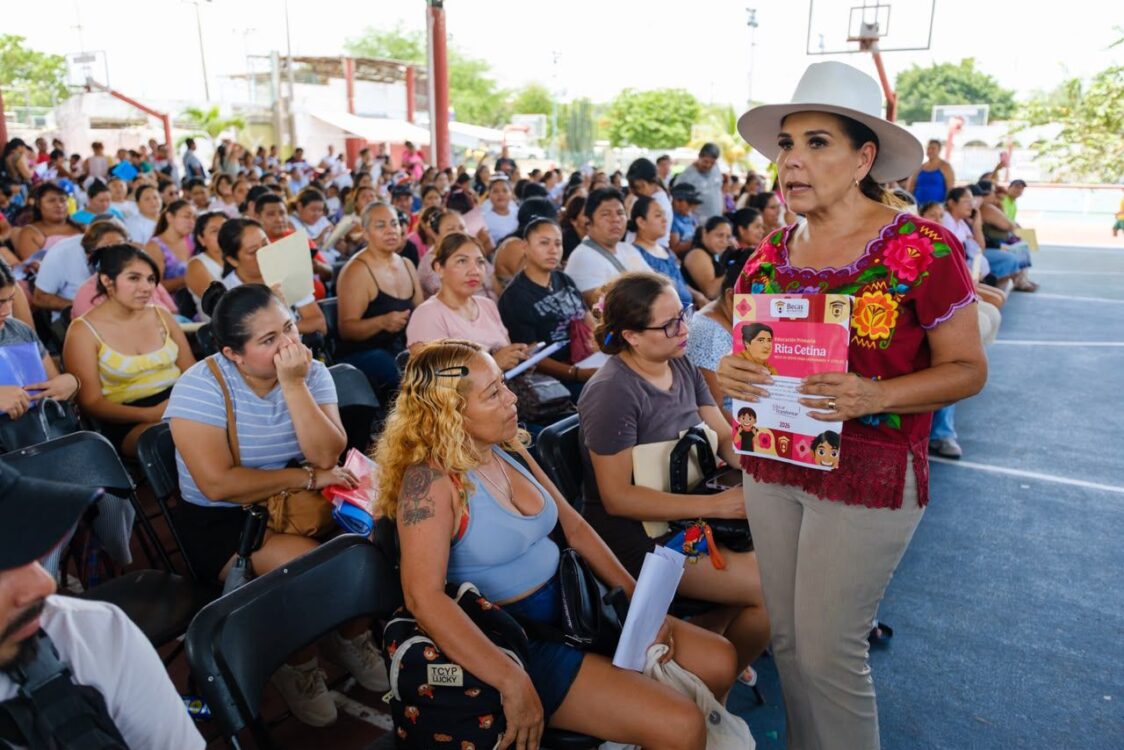 Los apoyos educativos llegan de manera directa a las familias con la beca “Rita Cetina”
