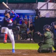 Campeche domina serie completa ante Leones