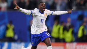 Ousmane Dembélé selló la goleada francesa con el tercer tanto del encuentro y confirmó el dominio de los galos ante Irak.
