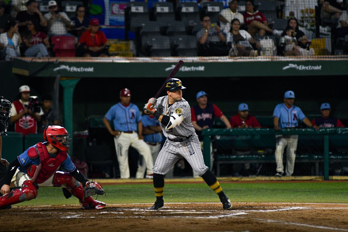 Yucatán se lleva la serie en Veracruz con contundente triunfo