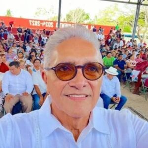 Alberto del Río Leal, contador público y exfuncionario yucateco, quien falleció a los 68 años de edad tras una amplia trayectoria de más de 45 años en el servicio público estatal y federal.