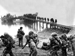 La Guerra de las Malvinas marcó el inicio de una Rivalidad social entre Argentina e Inglaterra que, más de cuatro décadas después, sigue presente en cada enfrentamiento entre ambas naciones.