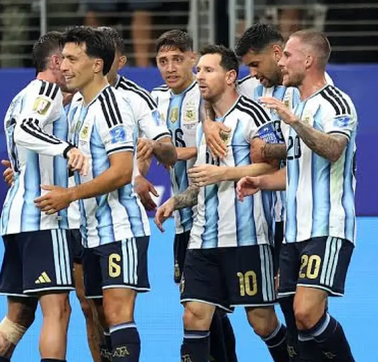 Argentina va con rumbo al bicampeonato tras un partido de infarto ante Cabo Verde
