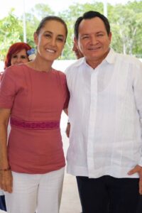 El gobernador Joaquín Díaz Mena acompañó a la presidenta Claudia Sheinbaum durante la supervisión de los avances del Tren Maya de Carga, un proyecto estratégico para fortalecer el desarrollo económico del sureste.