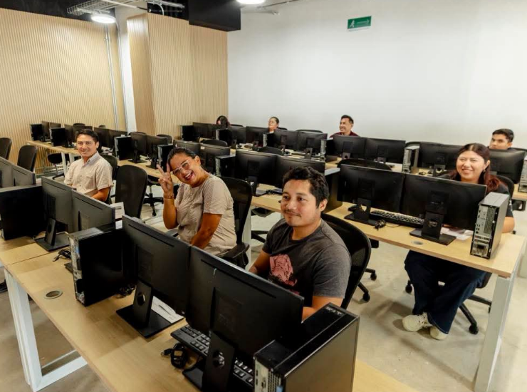 Gobierno de Campeche anuncia nuevo bloque de plazas laborales
