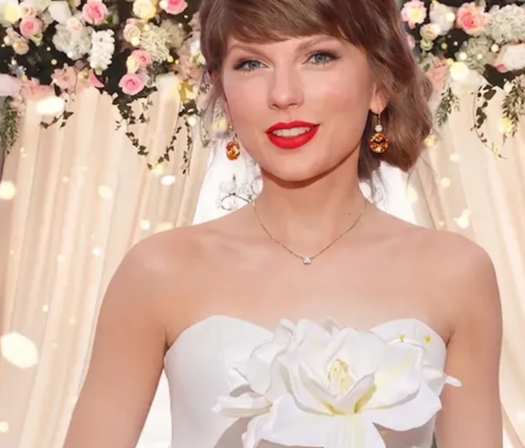 Vestido de novia de Taylor Swift en su boda con Travis Kelce