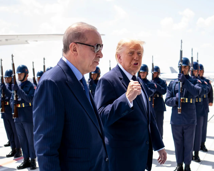 Trump llega a la cumbre de la OTAN: Impactante recibimiento