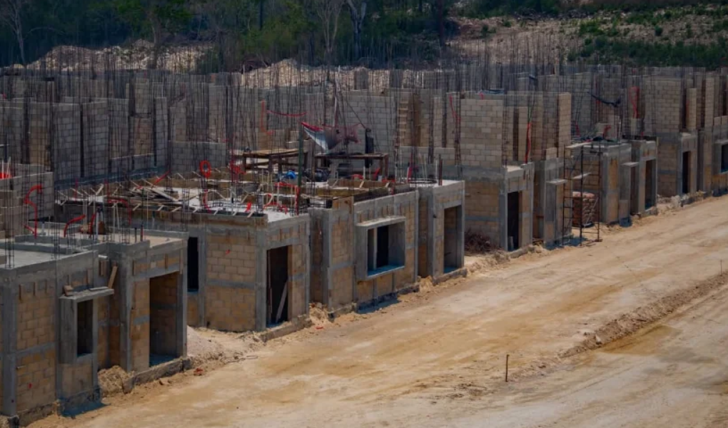 Suspensión temporal y liberación del proyecto habitacional