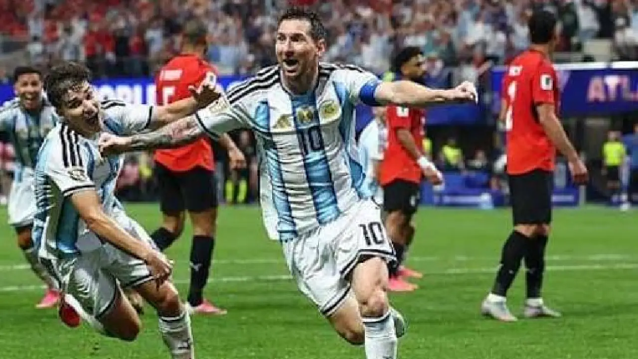 Continua el camino al bicampeonato con una remontada inolvidable