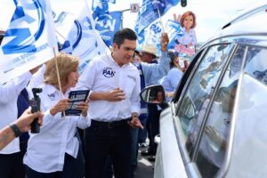 El Partido Acción Nacional inició la revisión de 12 mil solicitudes para seleccionar perfiles que competirán por gubernaturas, alcaldías, diputaciones y regidurías en las elecciones de 2027.